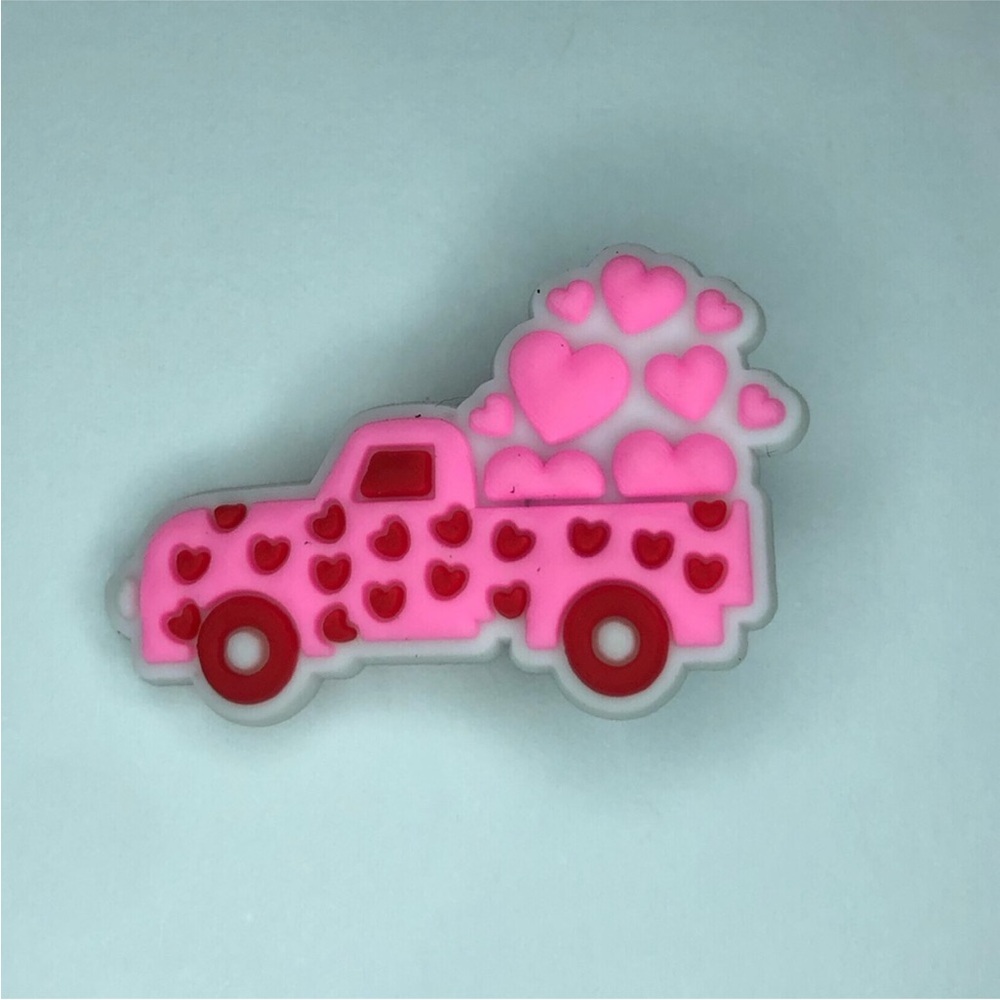 5/$10 Heart Truck crocs charm jibbitz